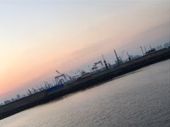 -东港音乐喷泉广场