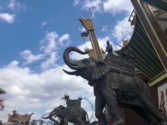 -七彩云南欢乐世界