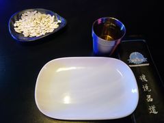 -西街夜油条·麻团包乌饭