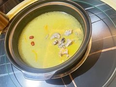 -野菌皇海景野生菌火锅(滨海大道店)