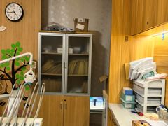 -上海仁爱医院口腔科 · 种植