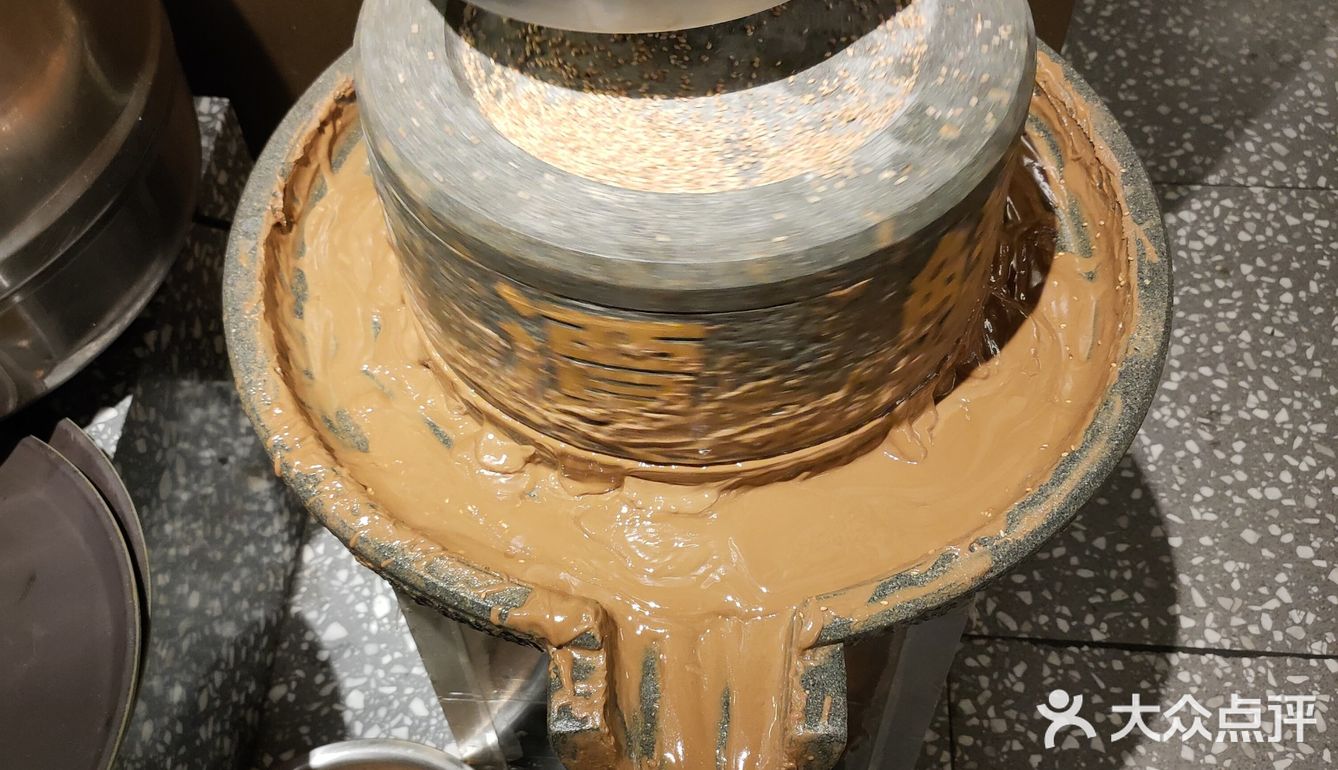 打卡鲜潭紫苏江团蒸鱼