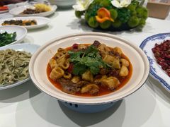 -渝信川菜 · 川味家常菜(财富购物中心店)