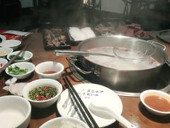 -三侨牛庄(云浮店)