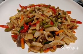 Pickled Cabbage Stir-fried Intestines