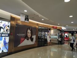 -时尚殿堂hair salon