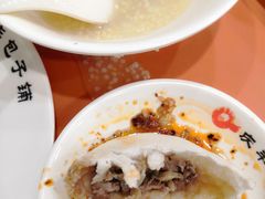 猪肉大葱馅儿包子-庆丰包子铺(乔庄店)
