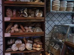 零售区-Juicy Bakery(大学路店)