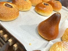 -CARINO BAKERY&CAFE(人广来福士店)