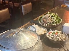 -Cuc Gach Quan Restaurant