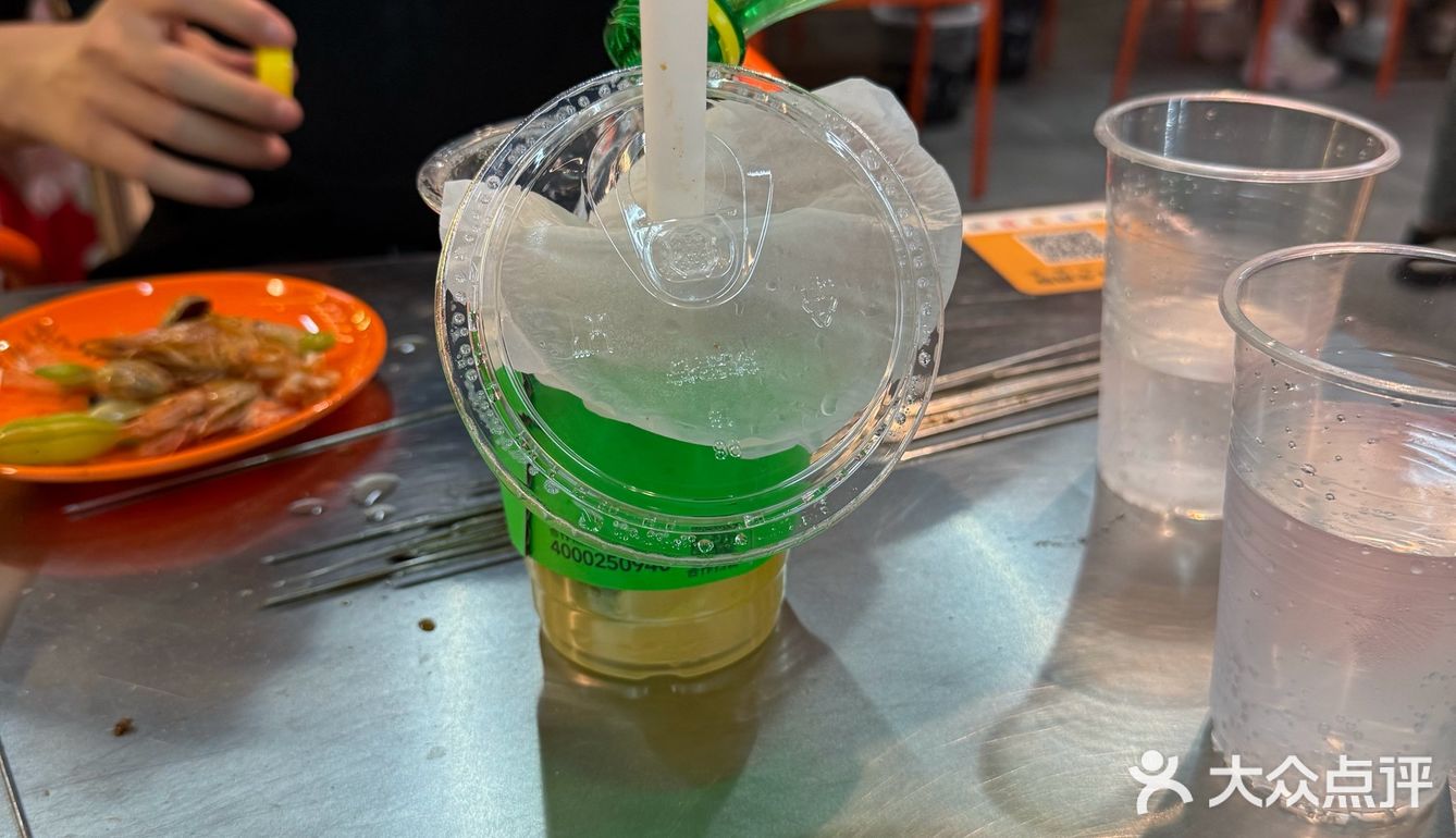 小聚夜宵就是要吃烧烤呀