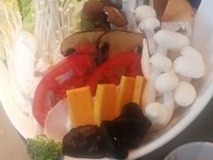 -享月汤皇·海鲜小火锅·聚会(曲江创意谷店)