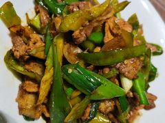 -三湘四水正宗湘菜(君峰路店)