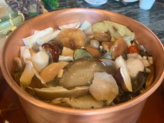 -慢丽江·云南野生菌土鸡锅(付家庄店)