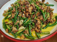 非遗辣子鸡-有红鸡毛店·川菜(建设路店)