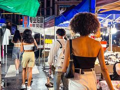 -吴山路夜市