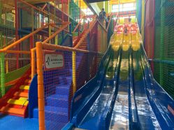 -宝燕乐园(闵行旗舰店)