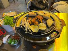 -胡悦里韩式烤肉(芝罘万达广场店)