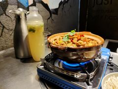 -龙巢盱眙龙虾·牛蛙·烧烤宵夜(八卦岭店)