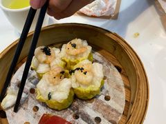 明虾蟹籽烧卖-赏点粤式点心(广州塔店)