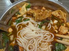 -柳州肥姨妈大骨螺蛳粉(万达中心店)