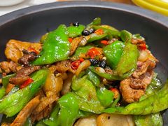 刘洋辣椒炒花猪肉-大鸭梨烤鸭(金色漫香店)