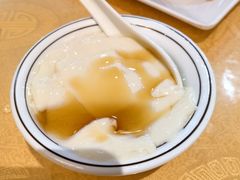 -鹏城人家海鲜酒家·23年老字号(较场尾店)