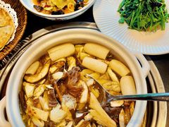 -黔蘑菇四季餐厅(观山湖店)