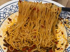 -李与白包子铺(桐梓林店)