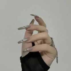 -悦指间美甲美睫