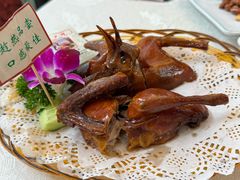 -津津名菜馆(绝没分店)