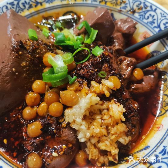 花生妹跷脚牛肉(芳草地店)