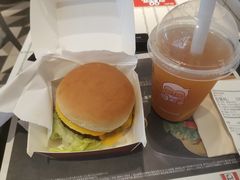 -肯德基(新地中央店)