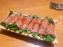 薄荷牛肉卷-一坐一忘云南菜(北京skp店)