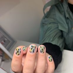 -悦颜美佳·美容·美甲美睫