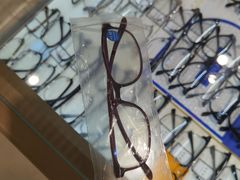 -新视达眼镜店·蔡司·依视路(名镜苑店)