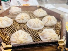 牛肉灌汤小笼包-西安贾三灌汤包·回坊小吃·清真炒菜(北院门总店)