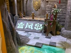 -暴风岛沉浸式体验馆(百联世纪店)