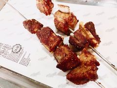 吊羊排-鸣记脆皮烤鱼(铁西店)