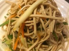 -吕氏疙瘩汤·海鲜新鲁菜(凯德mall新都心店)