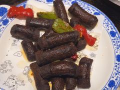 -哈啾嗨·新概念蒙餐(红星新城店)