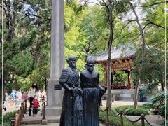 -汇龙潭