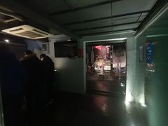 -穹六人间 people 6(岳阳路店)