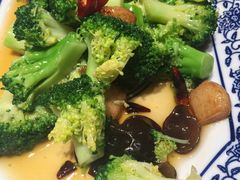 -同合居·非遗东北菜(红博会展店)