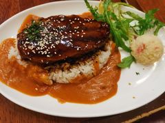 夏威夷风情牛肉饼饭-玛格萝妮比萨屋(四平店)
