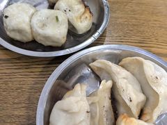 -黄阿姨锅贴大王(万航渡路店)