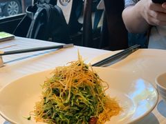 巧拌豆苗-四季民福烤鸭店(王府井灯市口店)