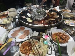 -小辣椒汤锅烧烤(温泉南街店)