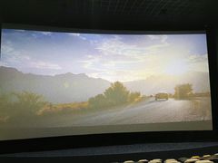 -华夏太古巨幕影城(贺龙广场店)