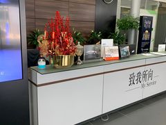 -广州鸿粤星辉奔驰4S店(钟村店)